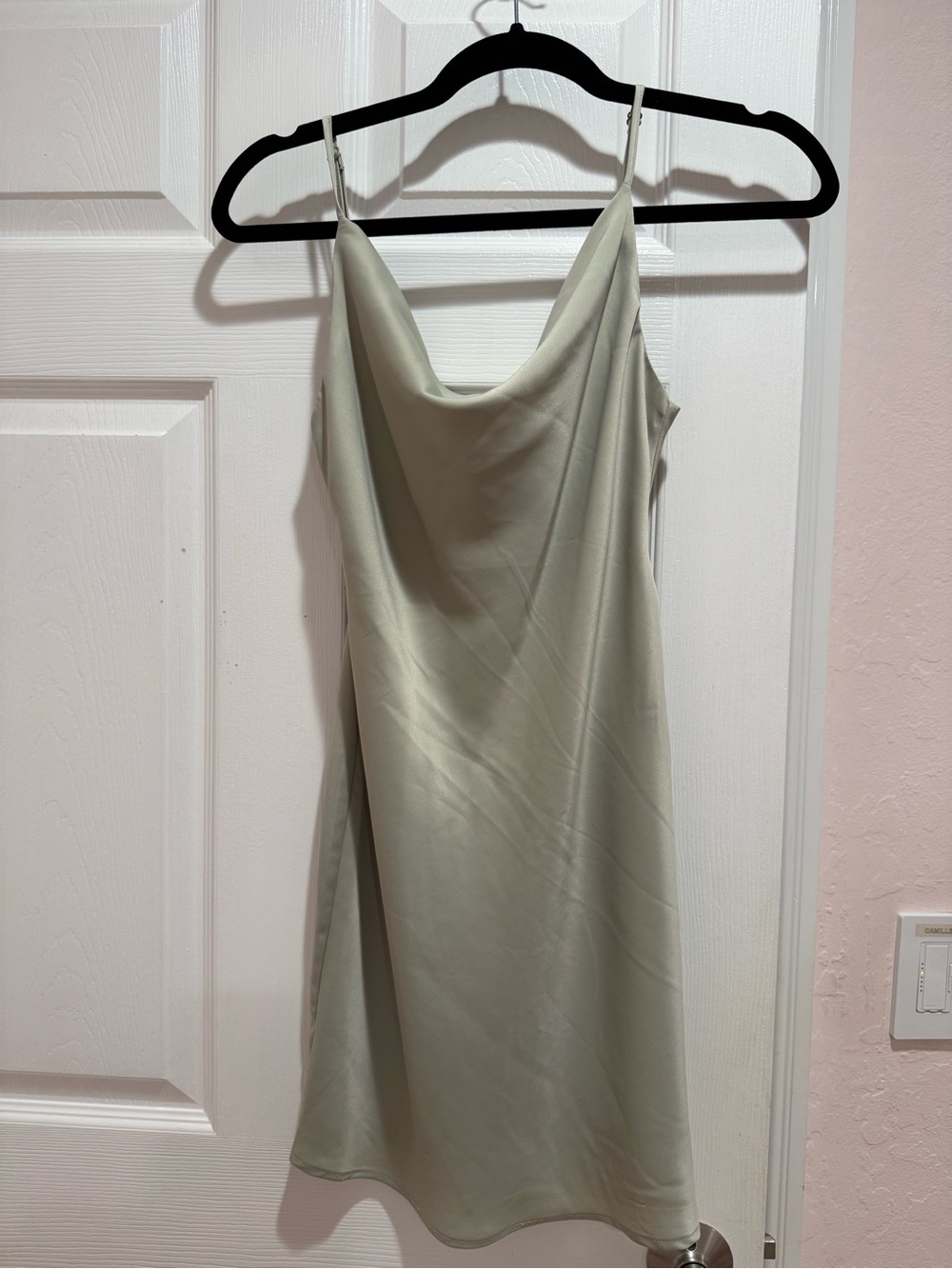 Urban Outfitters Elegant Women's Slip Dress in Light Sage XS
